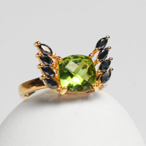ANEL NOITE VERDE - PERIDOTO CUSHION BRIOLE